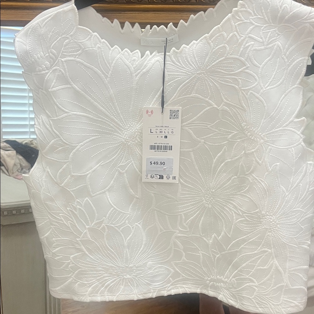 Zara White Floral Textured Blouse